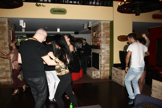 Fashion Salsa Night